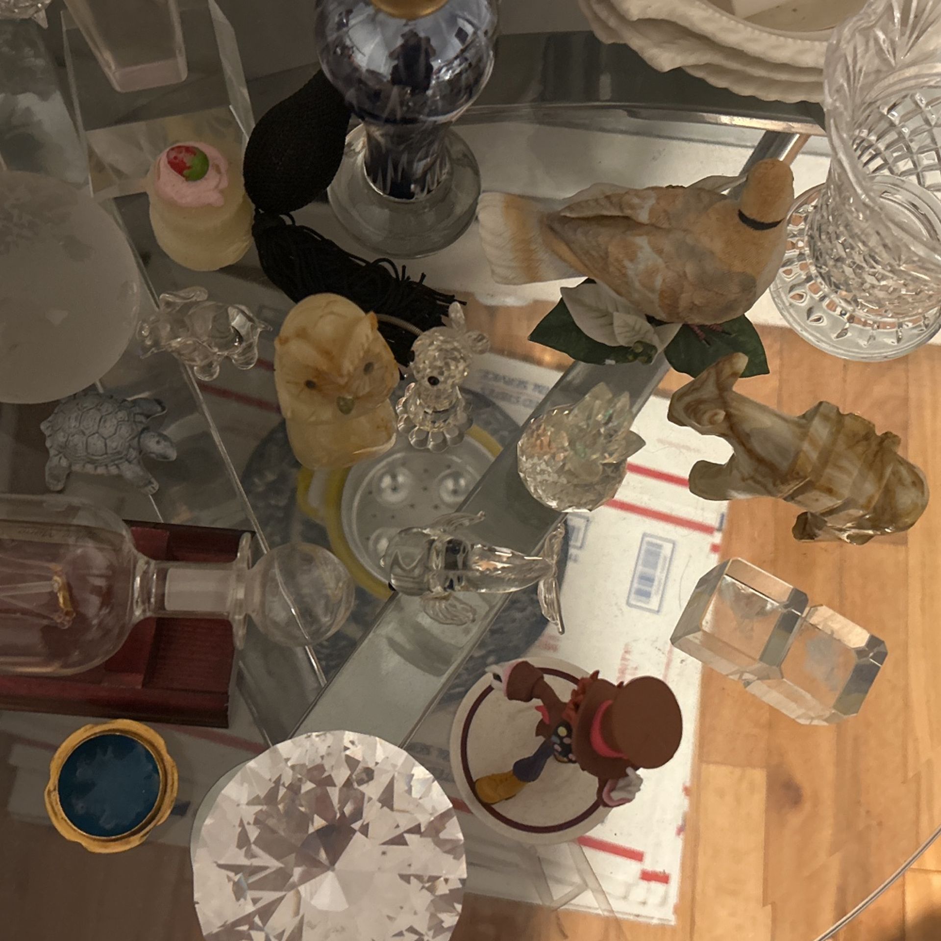 Bundle of tabletop decor