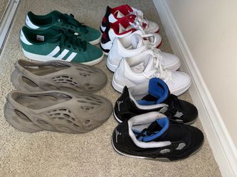 SHOES/Clothes for Sale!
