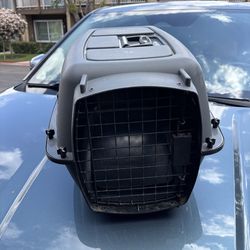Small dog/cat crate