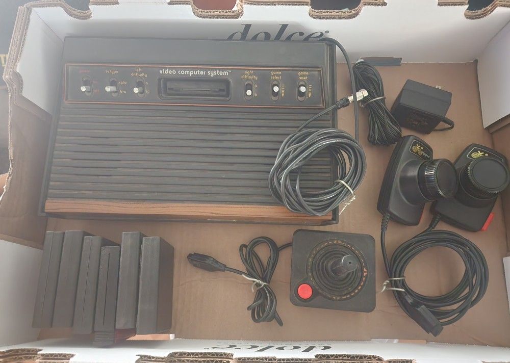 Atari 2600 Video Game Console