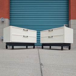 Vintage Mid Century American of Martinsville Nightstands, c1970s - MCM