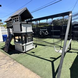 Kids Jungle Gym/ Playhouse 