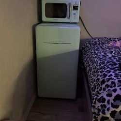 Mini Fridge And Microwave 