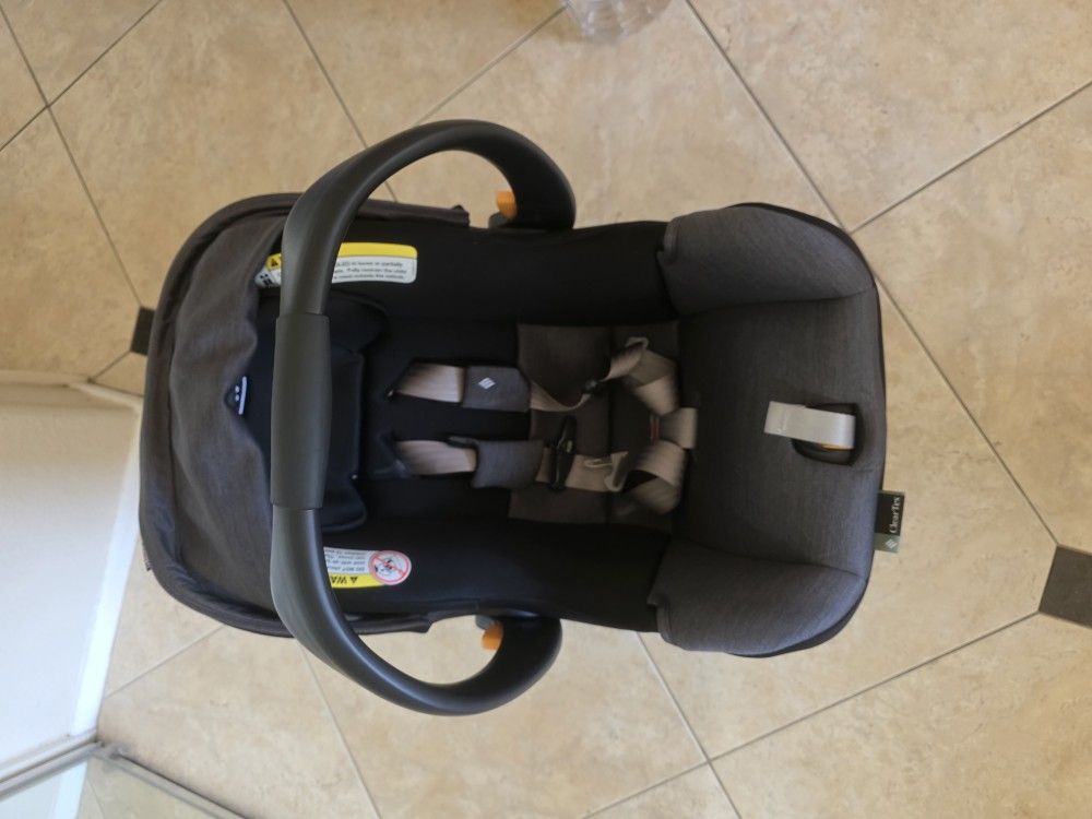 Chicco KeyFit 35 ClearTex Infant Car Seat and Base, Rear-Facing Seat for Infants 4-35 lbs