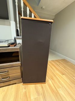 Vintage DCM Time Frame 500 speakers