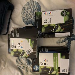 HP INK CARTRIDGES NEVER USED 