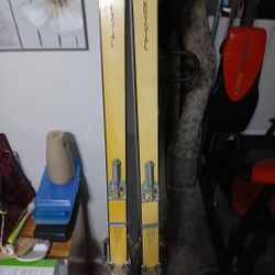 Vintage Wooden Skis