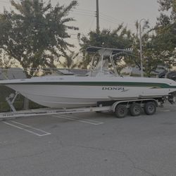 1998 Donzi 305 ZF Center console