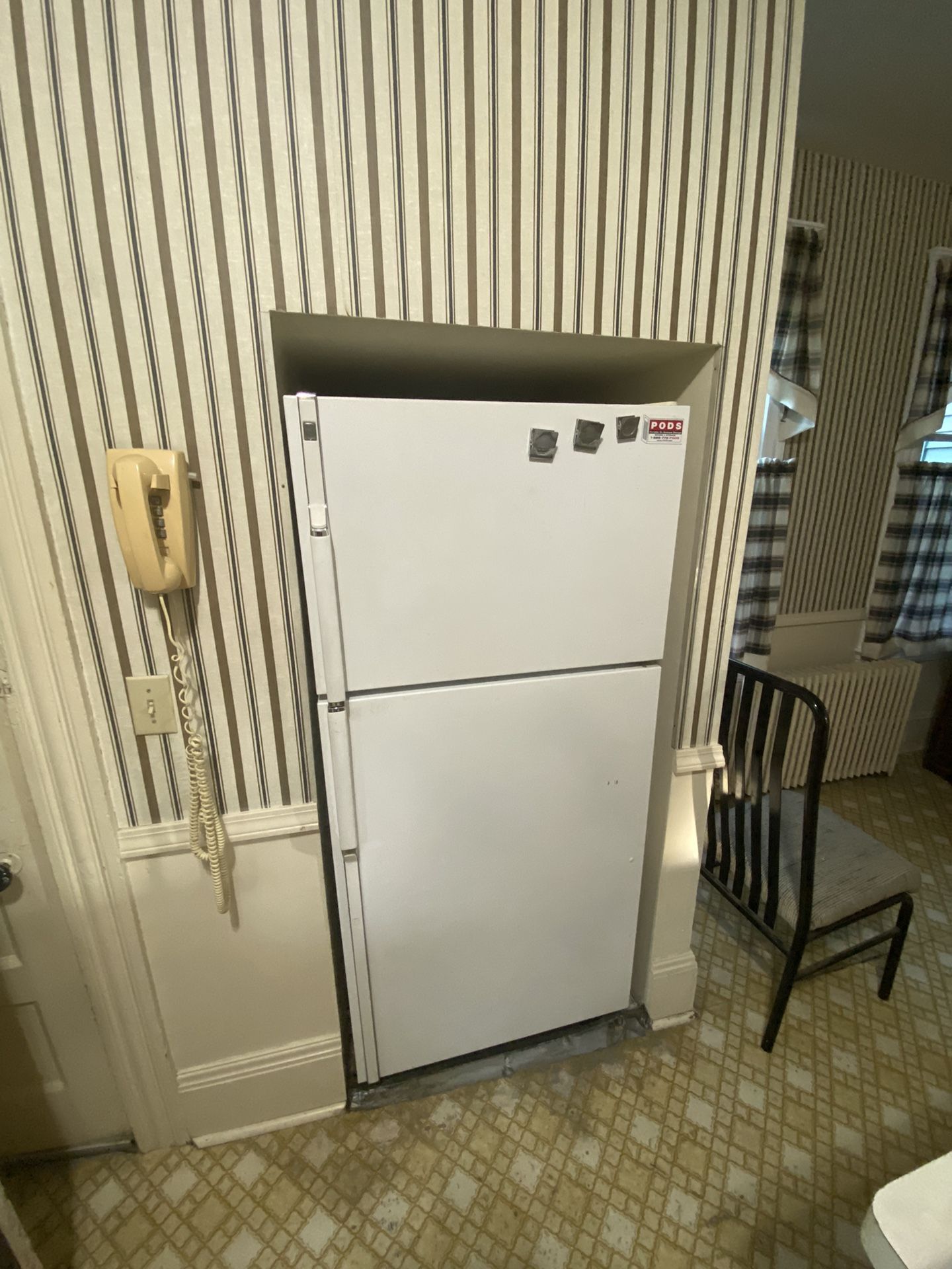 Refrigerator