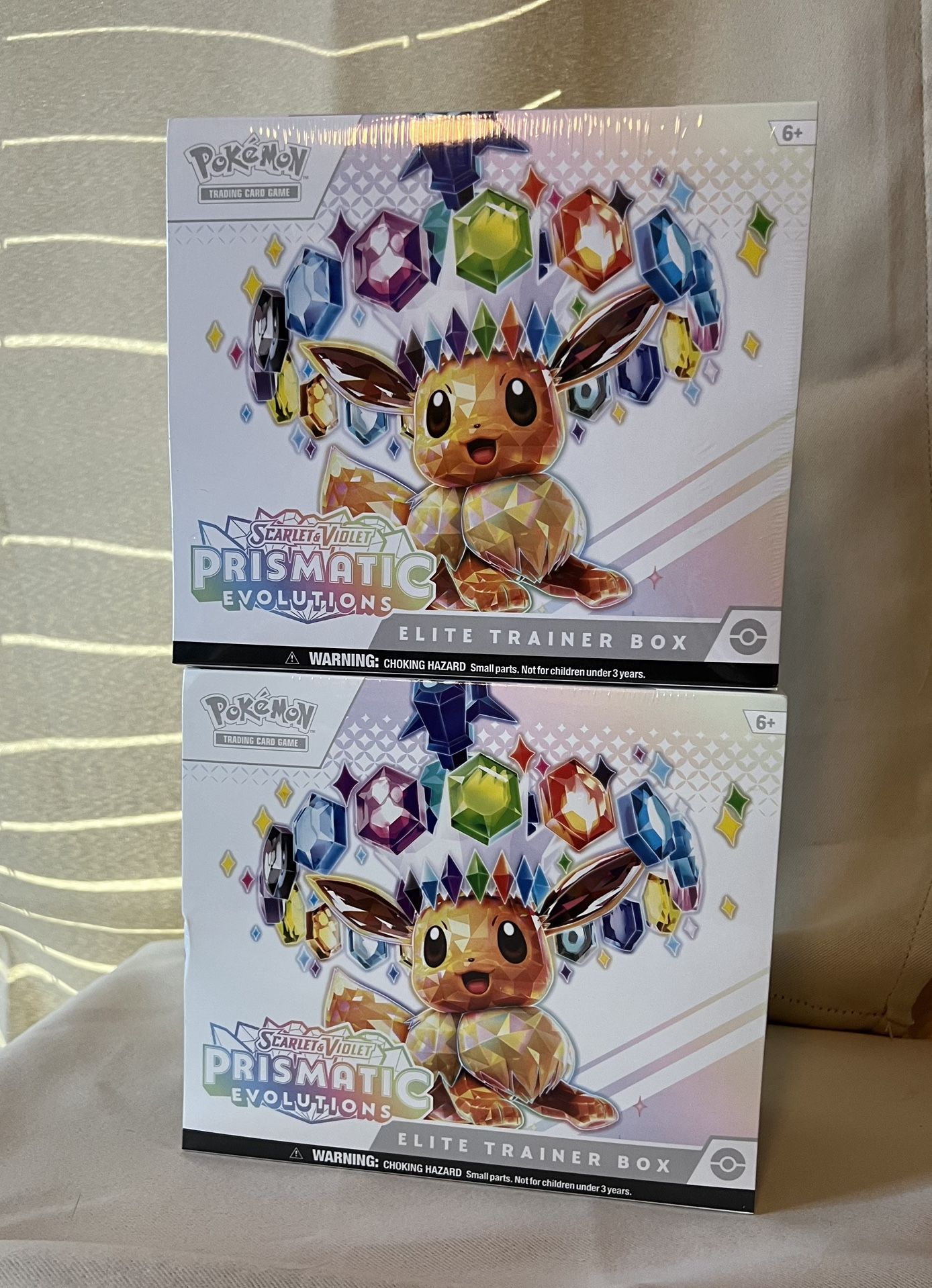 Pokemon Prismatic ETB