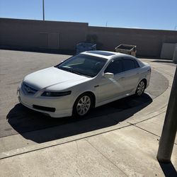2004 TL