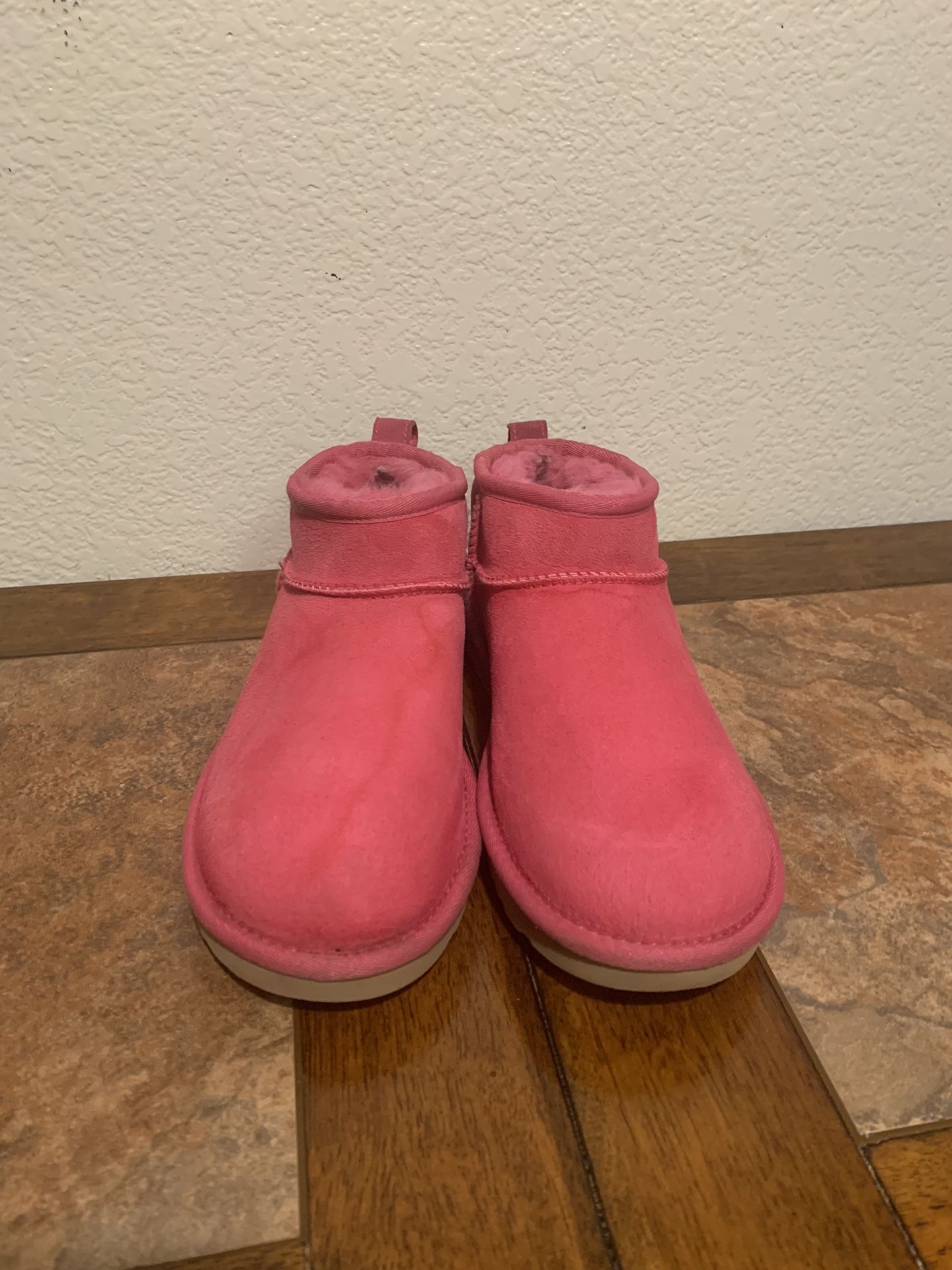 Pink Uggs