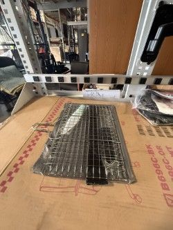 Portable metal fish grill