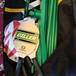 Professional Pickleball Net, 4 Paddles And Carry Bag Easy To Set Up And Transport Great Condition! 