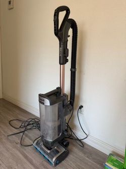 Moving out sale - powerful Shark Vacuum