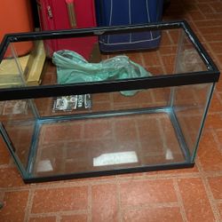 Fish Tank 30 Gallons