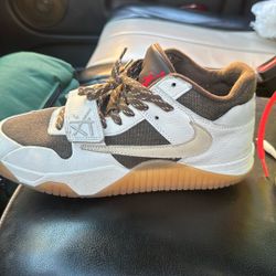 Shoot Offers Travis Scott