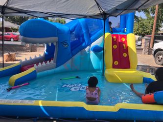 H2O mega water park