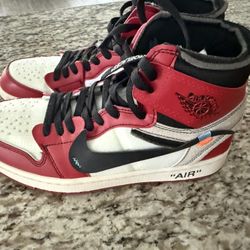 Nike 9.5 Chicago Red 