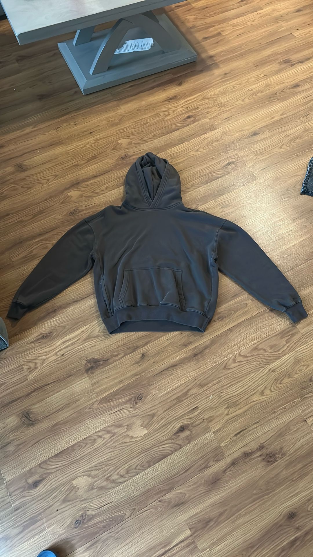 medium baggy hollister hoodie
