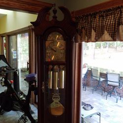 Beautiful Mahogany Grandfather Clock - NEEDS WORK