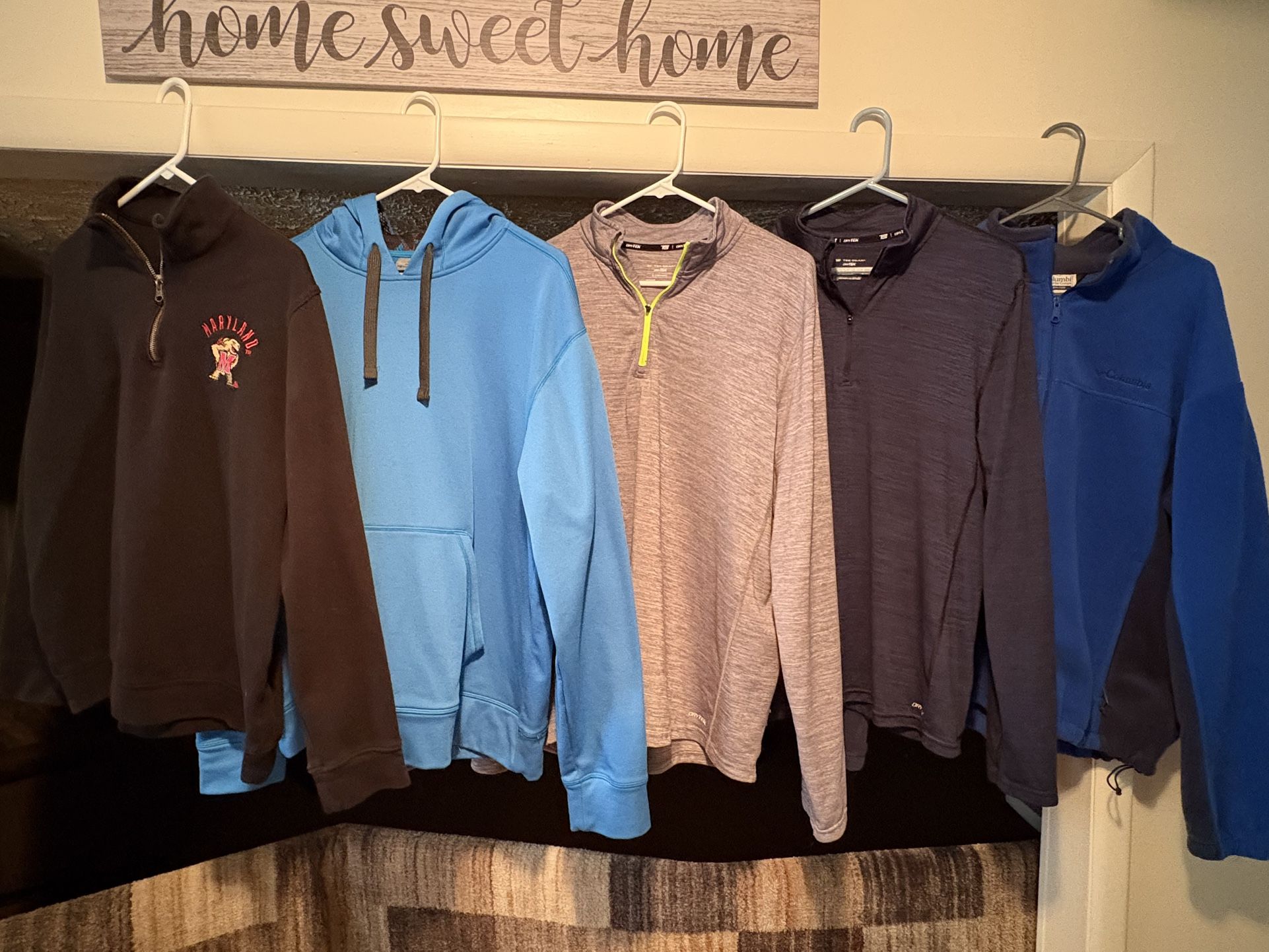 4 - Large 3/4” Zip Pull Overs, 1- Xxl Blue Columbia Zip Up
