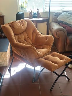 Orange Chair with Foot Rest (SUPER COMFY!)