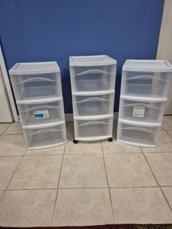 Storage drawer