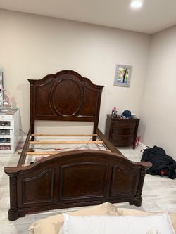 Bedroom set
