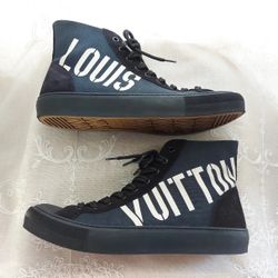 Luis Vuitton Shoes Size 9