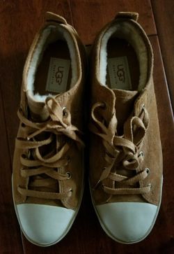 Brand new Ugg shoes