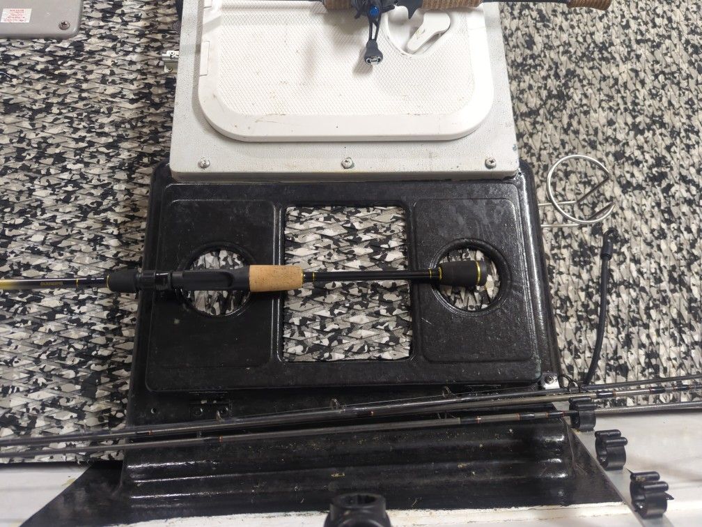 Shimano Sensilite Casting Rod