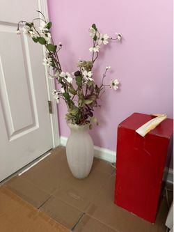 Frosted vase few flowers mix