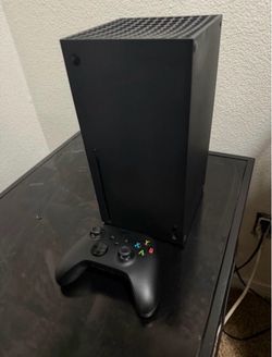 Xbox series x with controller