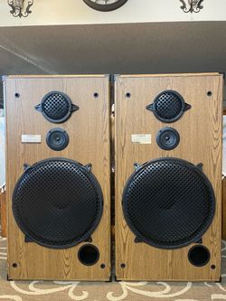 HUGE Custom Pair Of Pioneer Home Stereo Floor Speakers W/15” Woofers.