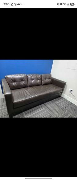 Modern 3-seat brown leather sofa