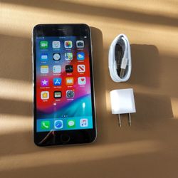 iPhone 6 Plus - UNLOCKED - Like New
