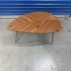 Leaf table