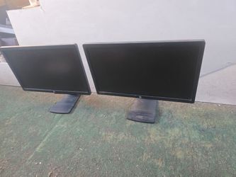 2 Hp 23 in. Monitors