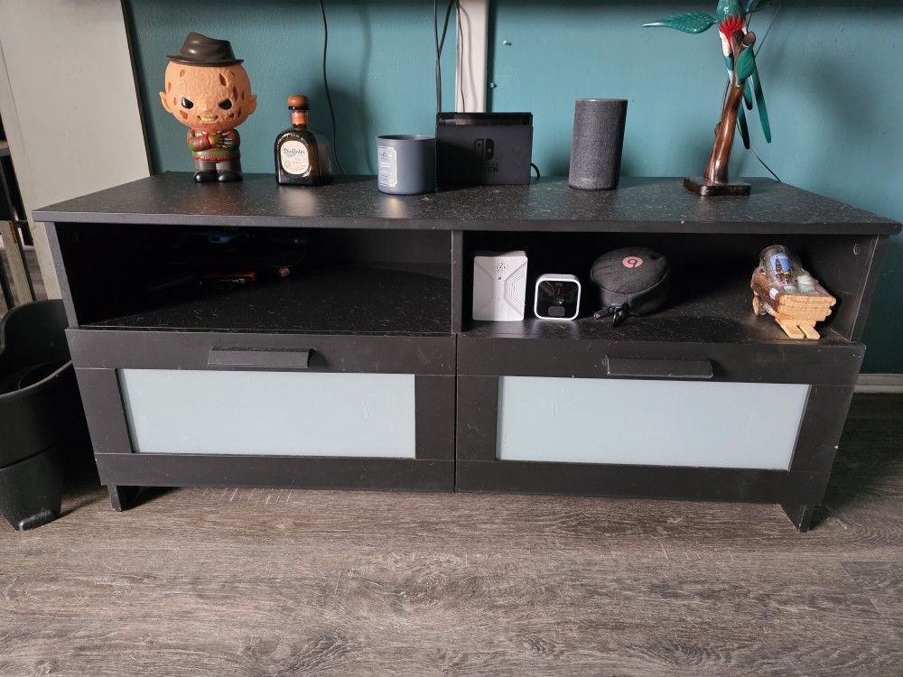 TV Stand / Entertainment Center