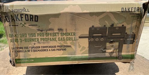 Nexgrill Oakford 1150 Pro 3-Burner Propane Gas and Offset Charcoal Smoker Combo Grill in Black