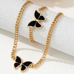 Stainless steel gold necklace Beautiful Fashion Jewelry – Brand New ✨
Brand new, stylish jewelry pieces perfect for everyday wear, special occasions, 