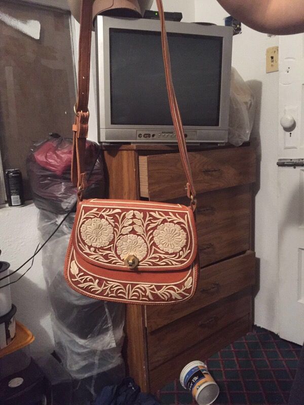 Bolso Para Mujer Louis Vuitton for Sale in Modesto, CA - OfferUp
