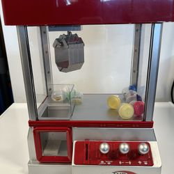 Claw Machine Arcade Game - Mini Candy And Toy Grabber Dispenser