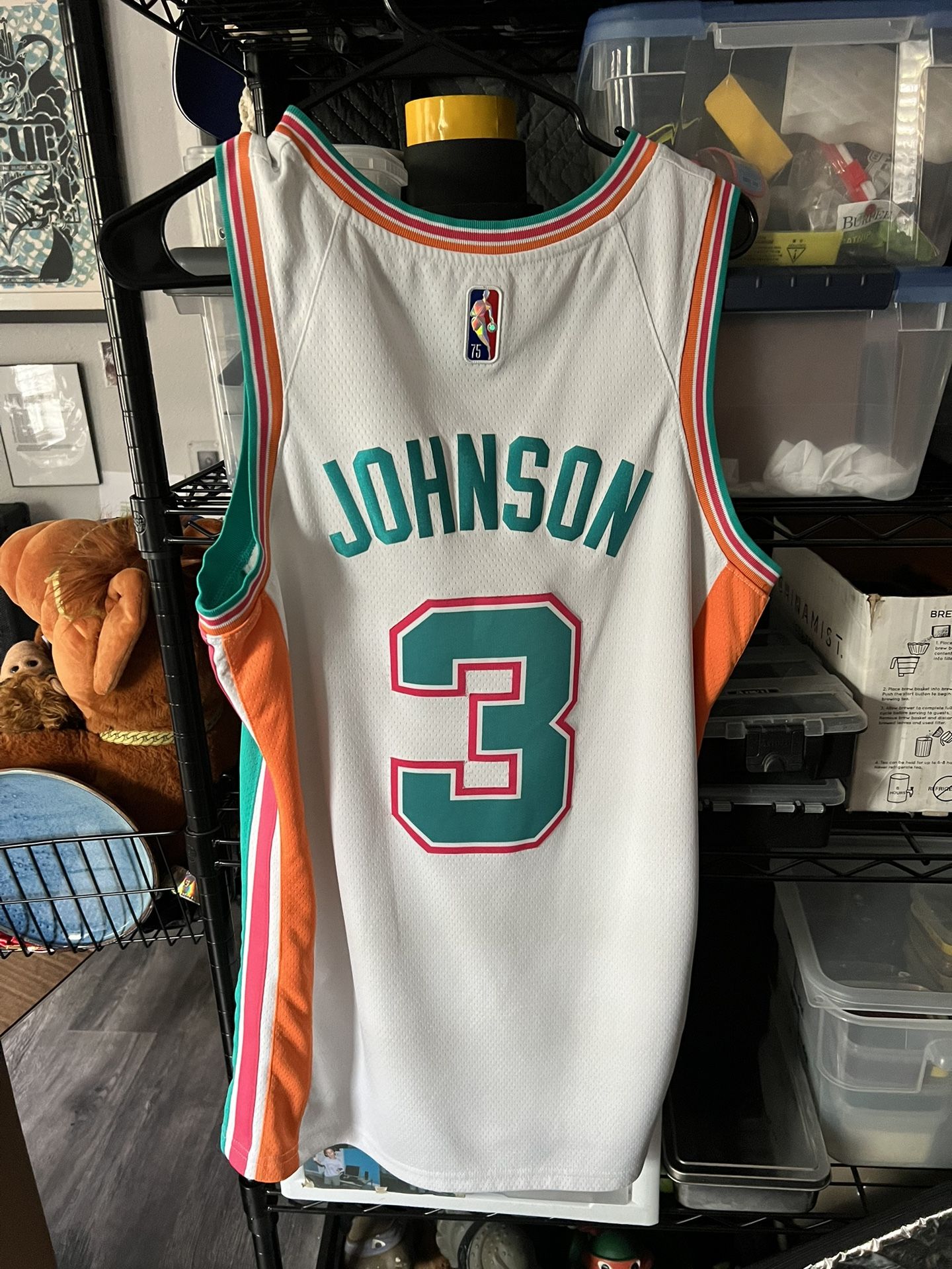Spurs jersey for best sale sale