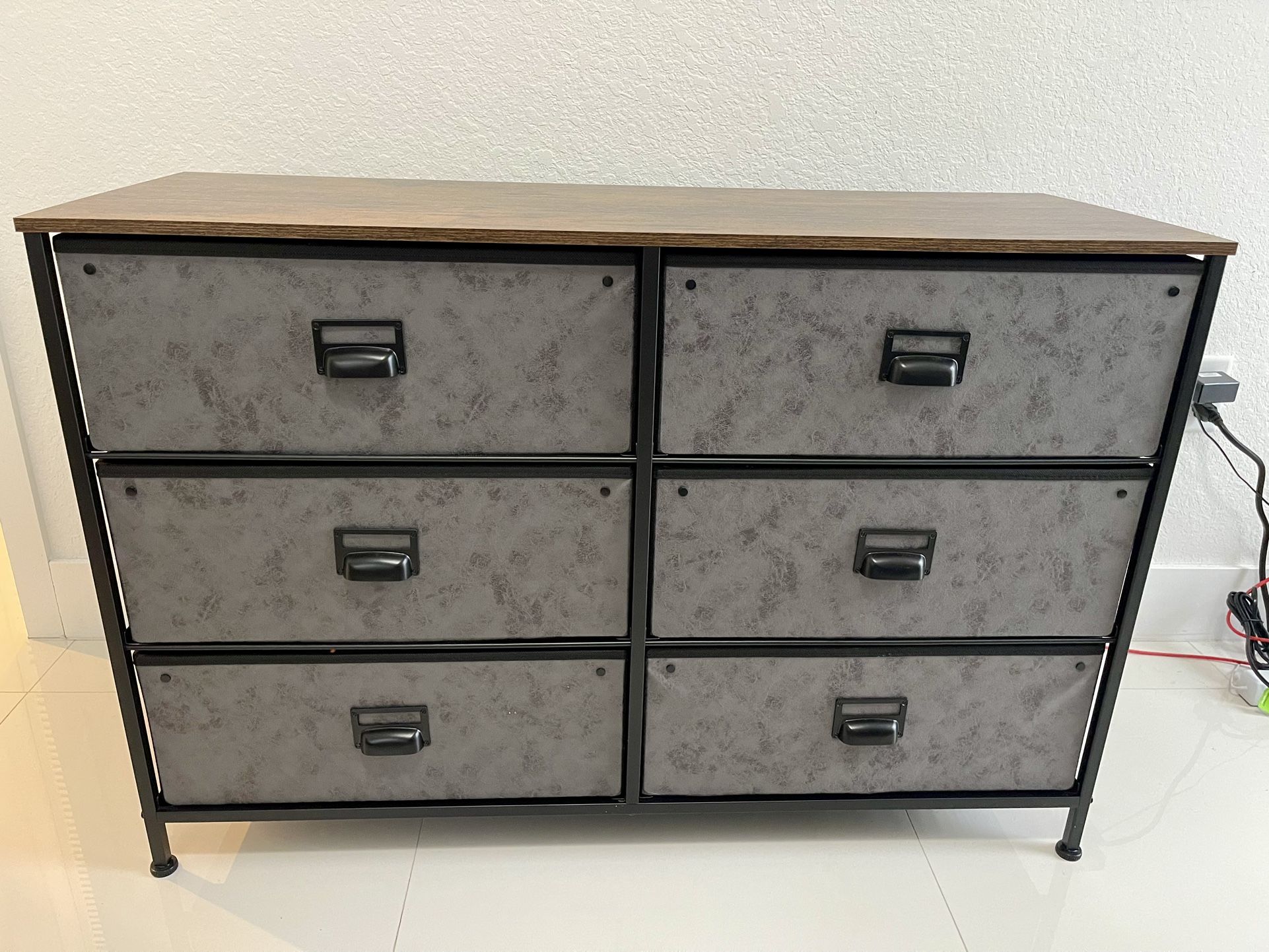 Storage Dresser - 6 Drawer