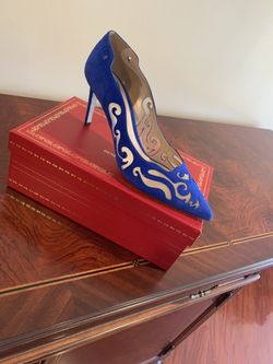 Designer Suede pumps in blue. Size 41 Rene Caovilla