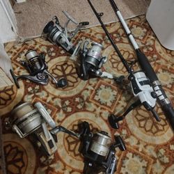 7 Fishing Reels Pole