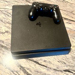 PS4 slim