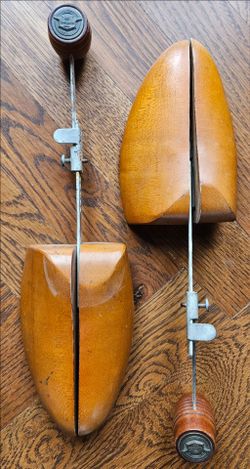 Vintage Florsheim #5 Adjustable Wood Shoe Stretchers
